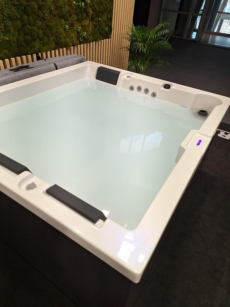 Milk im Outdoor SPA